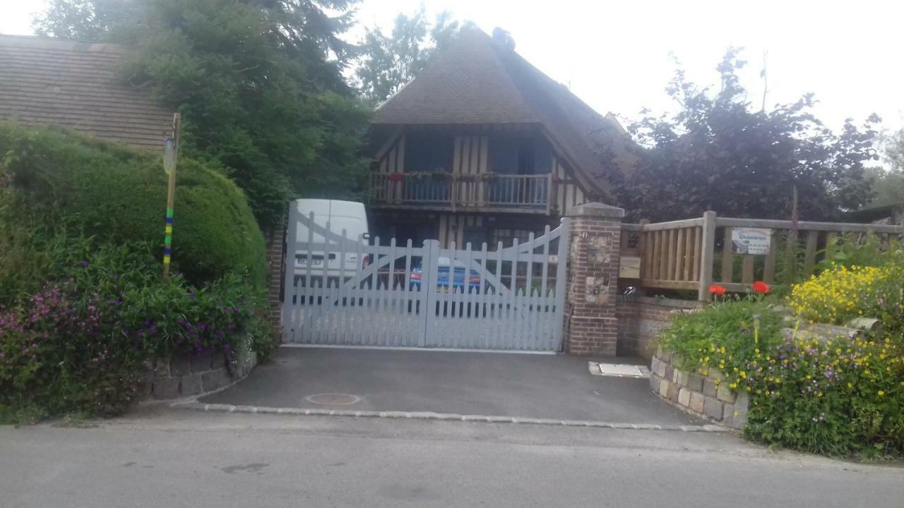 Chez Catherine - Chaumiere Normande Theuville-aux-Maillots Екстериор снимка